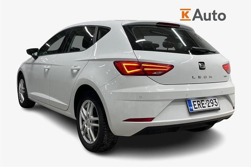 Käytetty Seat Leon Business 131 HP (96 kW) 2019 Viistoperä