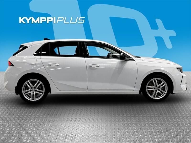 Käytetty Opel Astra Innovation 180 HP (132 kW) 2024 Valkoinen Viistoperä