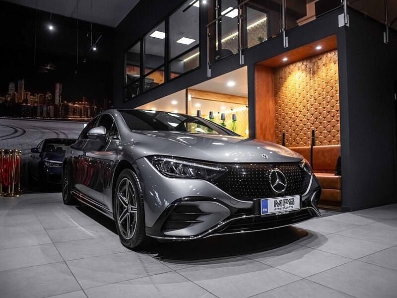 Käytetty Mercedes EQE350 AMG 214 kW (292 HP) 2024 Harmaa Sedan