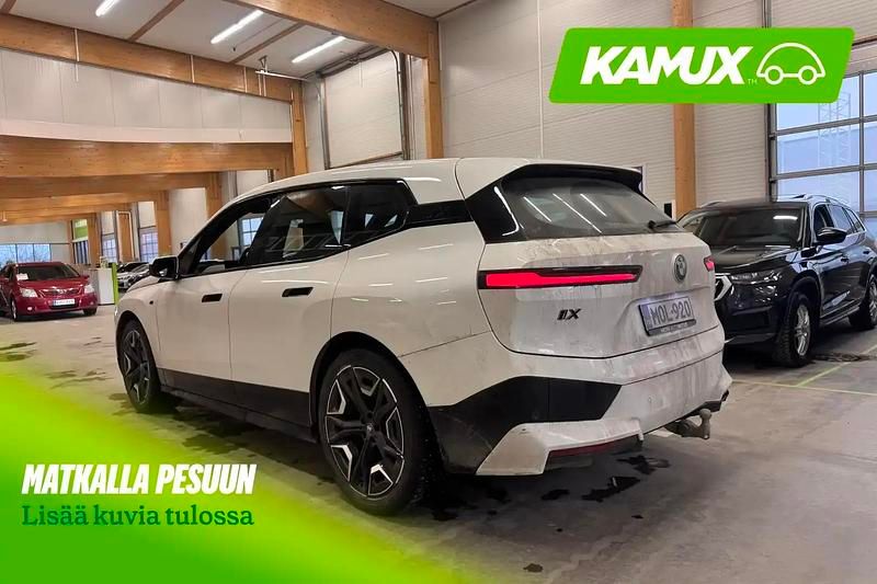 Käytetty BMW iX Comfort Edition 455 kW (619 HP) 2023 Valkoinen Katumaasturi