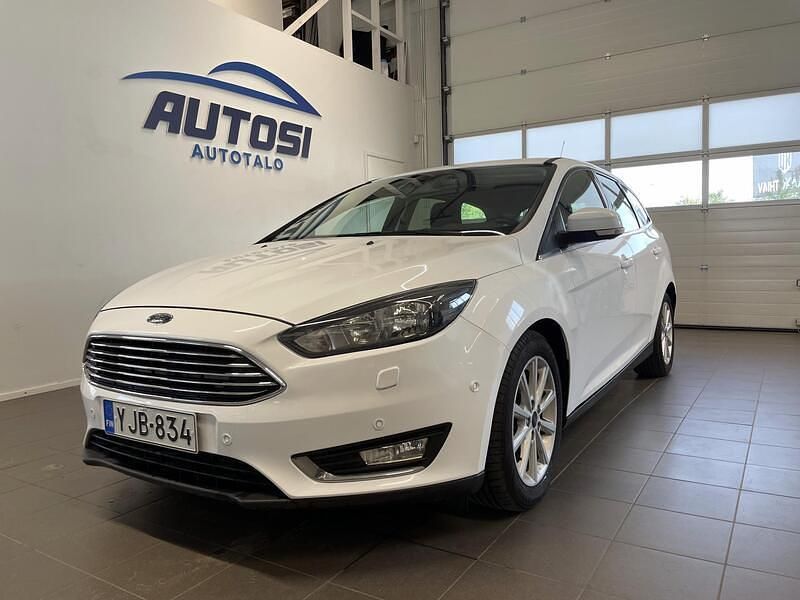 Valkoinen Käytetty 2015 Ford Focus Titanium Farmari | 8 440 € (Perustarjous) - Kuva 1/4