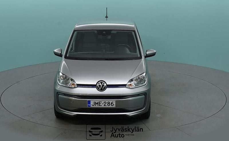 Käytetty VW e-up! Style 61 kW (83 HP) 2021 Hopea Viistoperä
