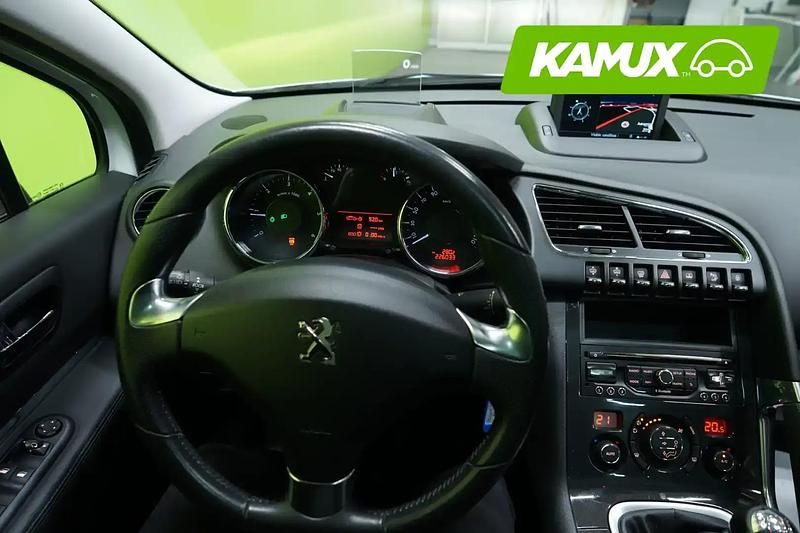 Käytetty Peugeot 3008 Allure 150 HP (110 kW) 2016 Valkoinen Sedan