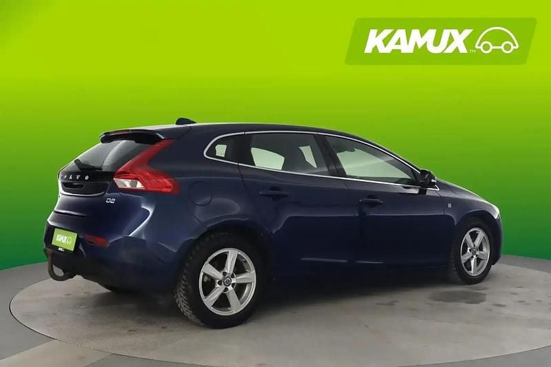 Käytetty Volvo V40 Business Edition 114 HP (83 kW) 2015 Sininen Sedan