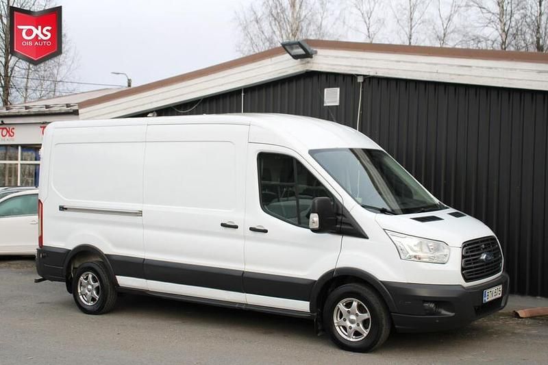 Käytetty Ford Transit Trend 125 HP (91 kW) 2016 Van