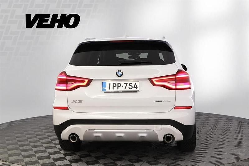 Käytetty BMW X3 Sport Line 292 HP (214 kW) 2020 Valkoinen Katumaasturi