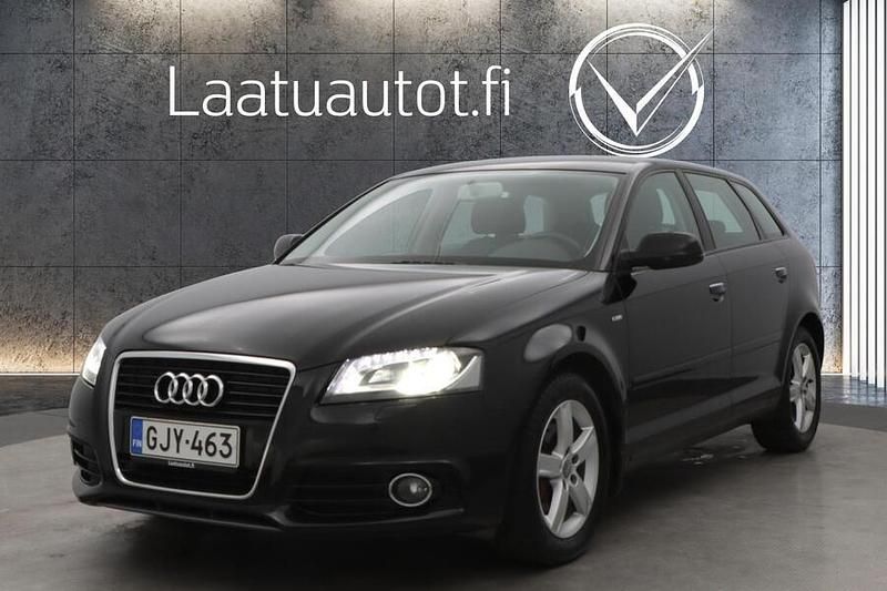 Käytetty Audi A3 Sportback Attraction 125 HP (91 kW) 2012 Viistoperä