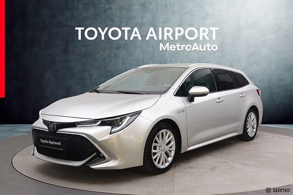 Käytetty Toyota Corolla Premium 184 HP (135 kW) 2019 Hopea Farmari