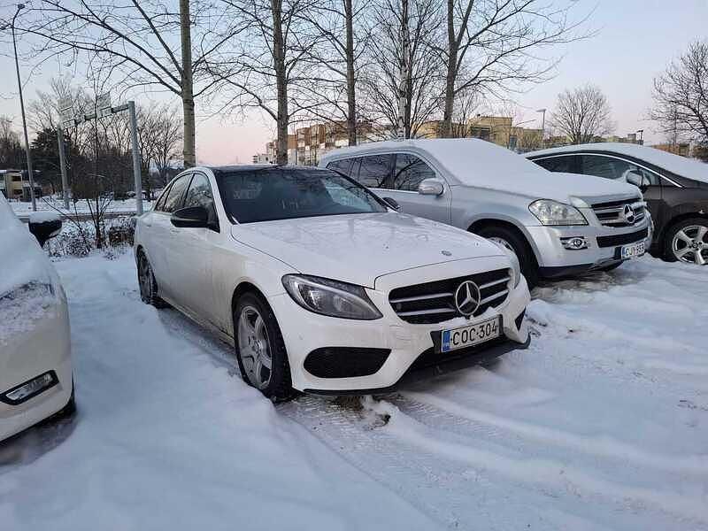 Valkoinen Käytetty 2017 Mercedes C220 AMG Sedan | 24 900 € (Hieman kallis) - Kuva 1/4