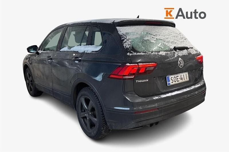 Käytetty VW Tiguan Trendline 150 HP (110 kW) 2018 Harmaa Katumaasturi