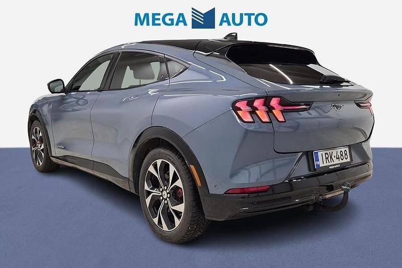 Käytetty Ford Mustang Mach-E Premium 197 kW (268 HP) 2023 Sininen Katumaasturi