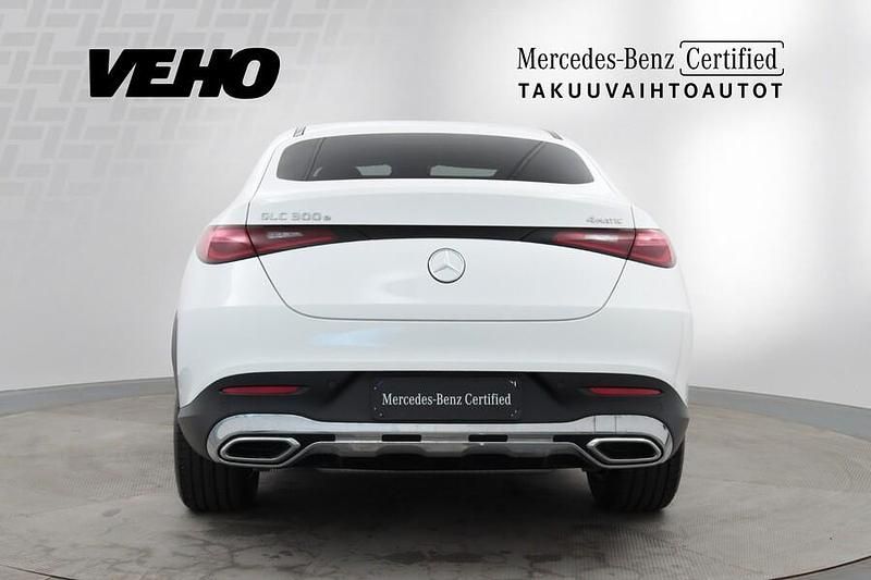 Käytetty Mercedes GLC300e Avantgarde 313 HP (230 kW) 2023 Valkoinen Coupe - kaksiovinen
