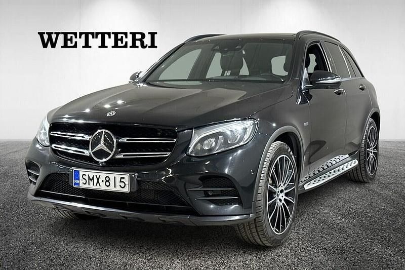 Musta Käytetty 2018 Mercedes GLC350 Business Katumaasturi | 20 900 € (Perustarjous) - Kuva 1/4