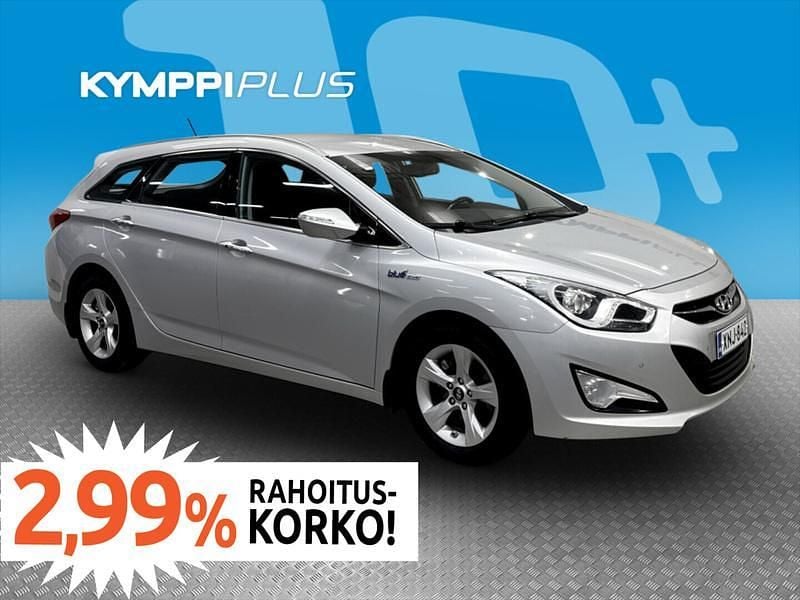 Käytetty Hyundai i40 Comfort 135 HP (99 kW) 2016 Hopea Farmari