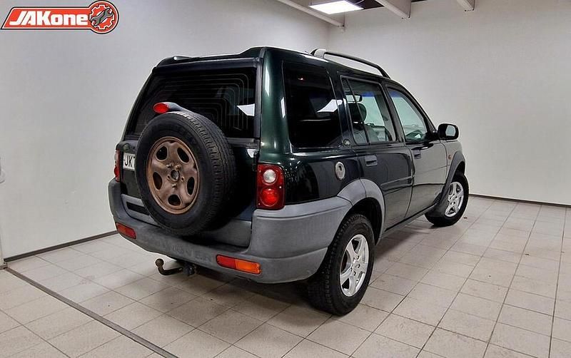 Käytetty Land Rover Freelander 120 HP (88 kW) 2000 Katumaasturi