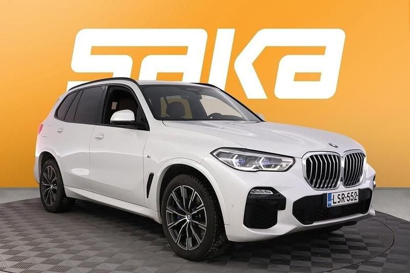 Käytetty 2020 BMW X5 M Sport Katumaasturi | 49 700 € (Perustarjous) - Kuva 1/3