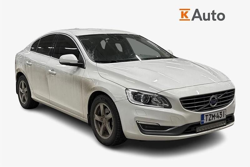 Käytetty Volvo S60 Business Edition 181 HP (133 kW) 2014 Valkoinen Sedan