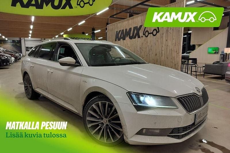 Valkoinen Käytetty 2018 Skoda Superb Business Line Farmari | 20 990 € (Perustarjous) - Kuva 1/2