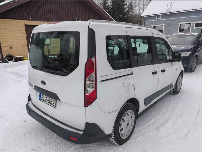 Käytetty Ford Tourneo Connect Trend 101 HP (74 kW) 2017 Tila-auto