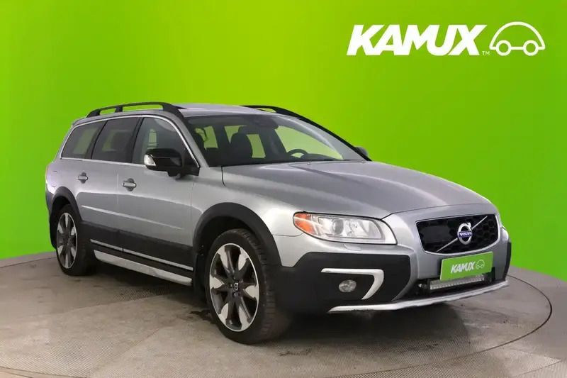 Hopea / harmaa Käytetty 2014 Volvo XC70 Summum Katumaasturi | 23 590 € (Hieman kallis) - Kuva 1/4