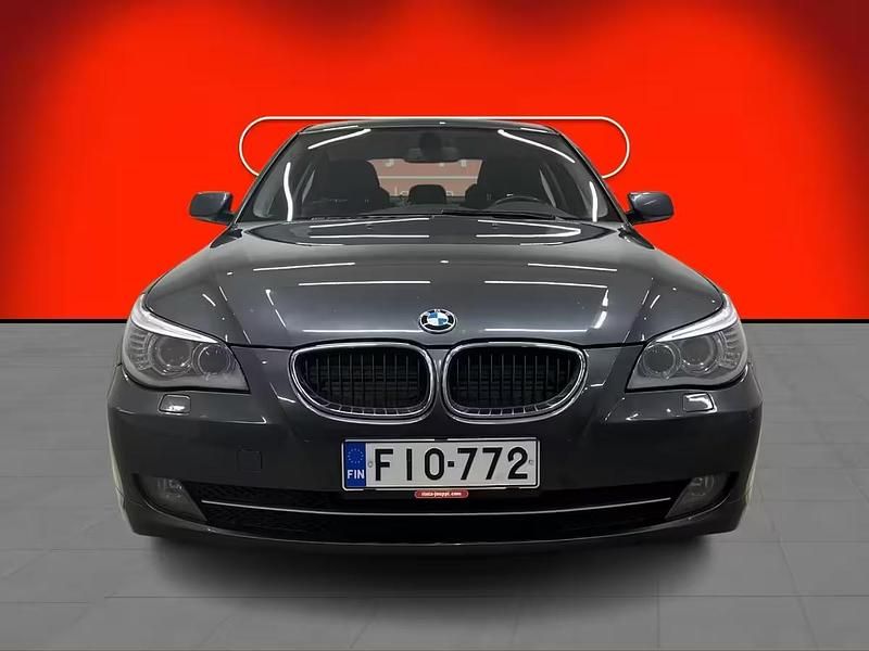 Käytetty BMW 520 177 HP (130 kW) 2008 Sedan