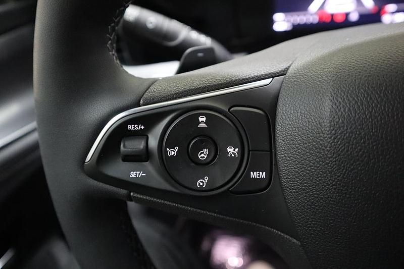 Käytetty Opel Mokka Edition 131 HP (96 kW) 2024 Katumaasturi