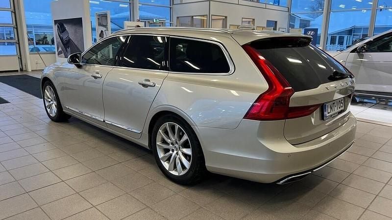 Käytetty Volvo V90 Inscription 190 HP (139 kW) 2017 Ruskea Farmari