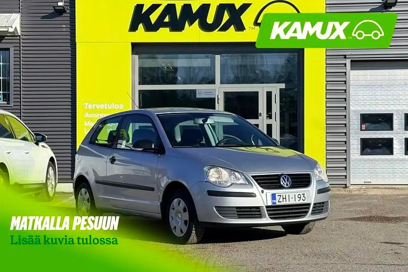 Käytetty VW Polo 75 HP (55 kW) 2005 Hopea / harmaa Viistoperä