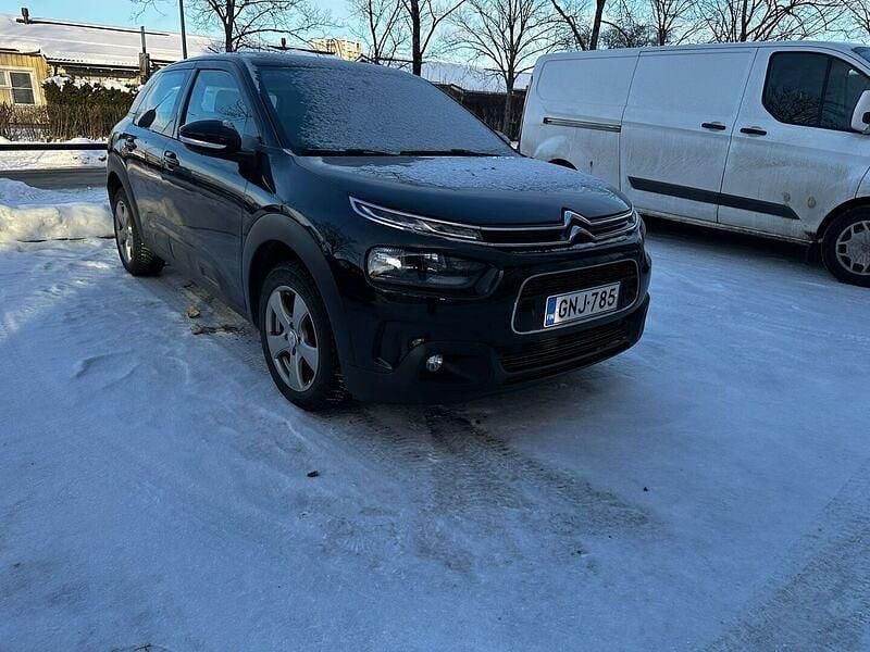 Käytetty Citroën C4 Cactus Feel 120 HP (88 kW) 2019 Musta Viistoperä