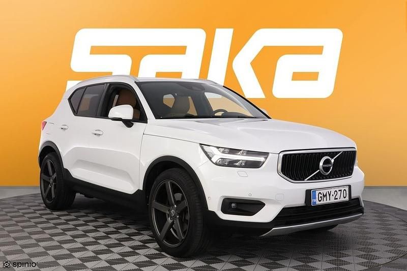 Käytetty 2018 Volvo XC40 Momentum Katumaasturi | 26 490 € (Perustarjous) - Kuva 1/3