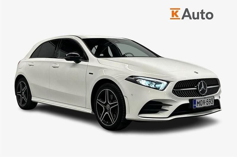 Käytetty Mercedes A250 Business 160 HP (117 kW) 2020 Valkoinen Viistoperä