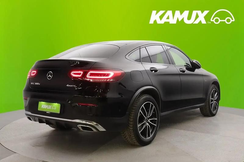 Käytetty Mercedes GLC300e Business 211 HP (155 kW) 2020 Musta Coupe - kaksiovinen