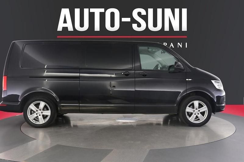 Käytetty VW T6 150 HP (110 kW) 2018 Musta Van