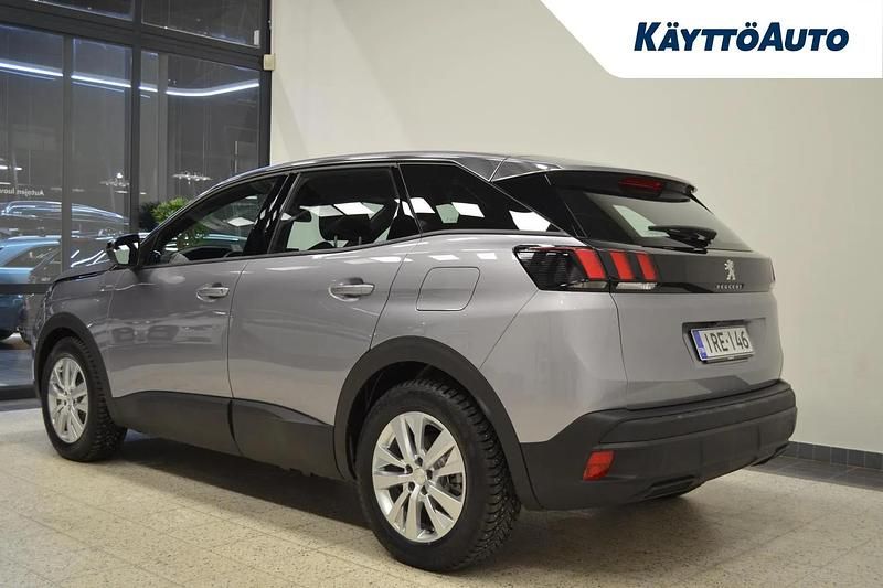 Käytetty Peugeot 3008 Active 180 HP (132 kW) 2023 Harmaa Katumaasturi