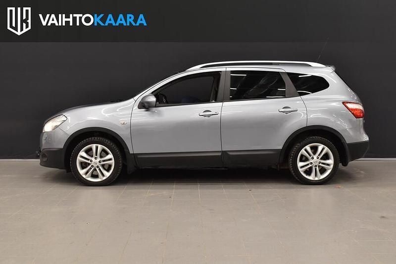 Käytetty Nissan Qashqai +2 Acenta 150 HP (110 kW) 2010 Katumaasturi