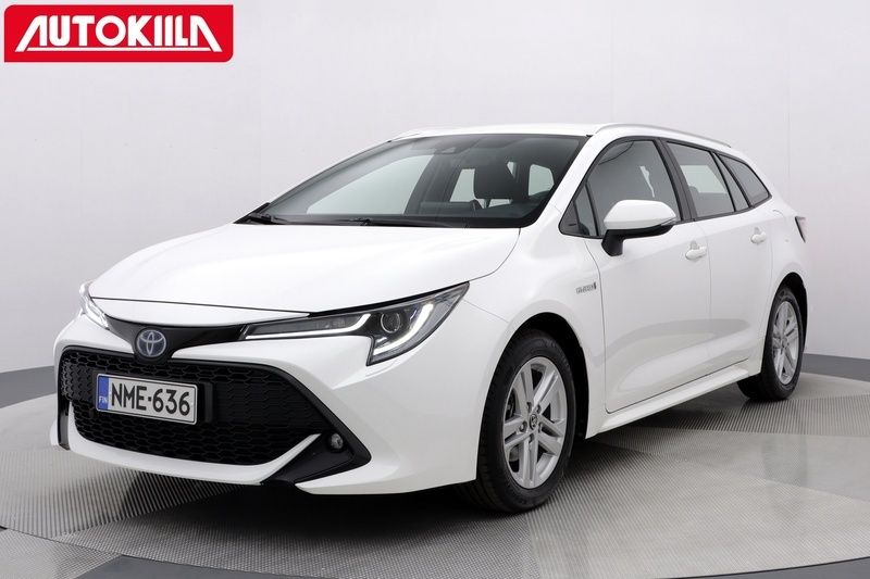 Valkoinen Käytetty 2021 Toyota Corolla Active Farmari | 20 890 € (Perustarjous) - Kuva 1/4