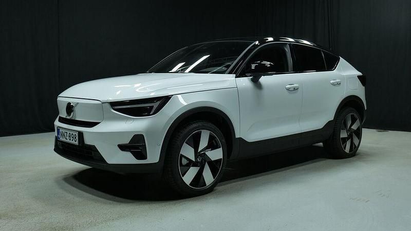 Uusi 2025 Volvo EC40 Ultra Katumaasturi | 55 490 € (Hieman kallis) - Kuva 1/3