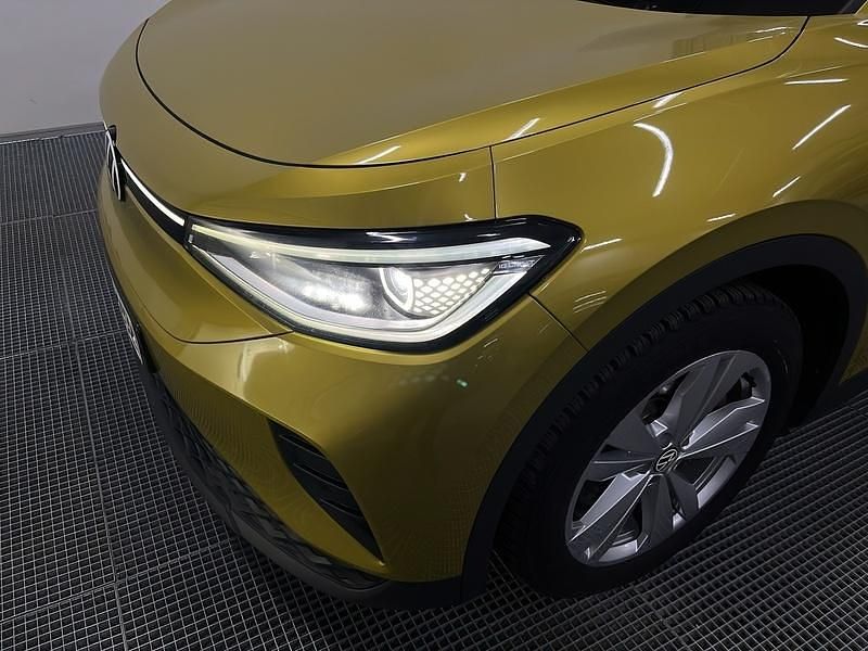 Käytetty VW ID.4 Pro Performance 150 kW (204 HP) 2021 Keltainen Katumaasturi