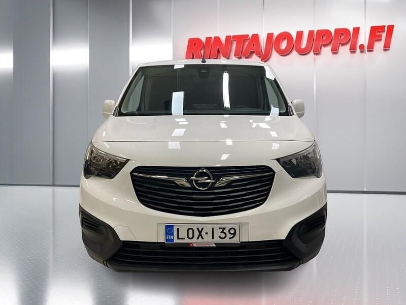 Käytetty Opel Combo Enjoy 102 HP (75 kW) 2019 Van