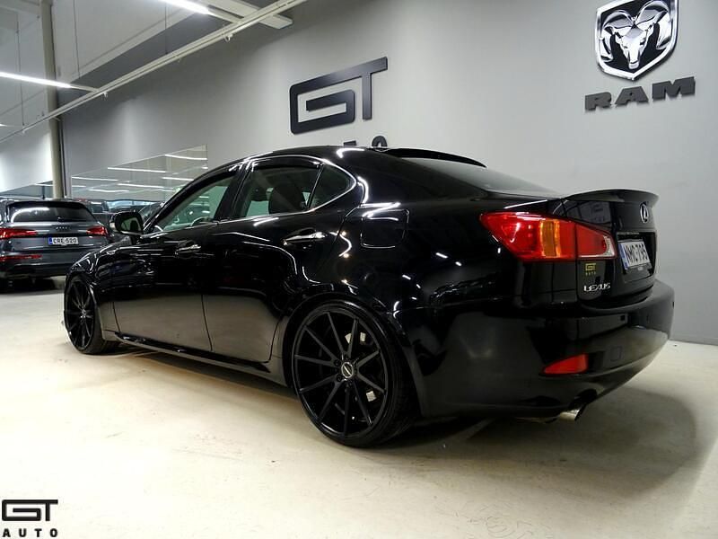 Käytetty Lexus IS250 Luxury Line 208 HP (152 kW) 2010 Sedan