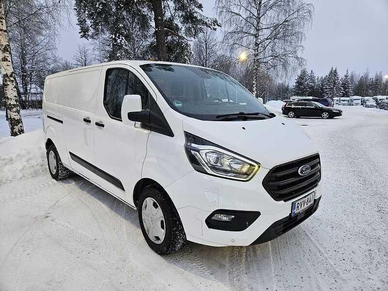 Käytetty Ford Transit Custom Limited 131 HP (96 kW) 2021 Valkoinen Van