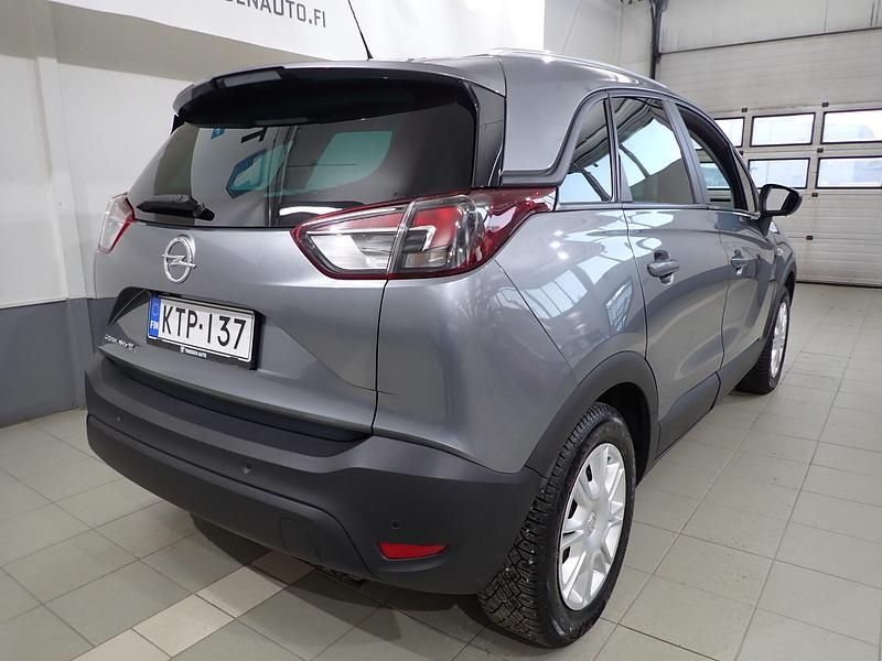 Käytetty Opel Crossland X Enjoy 150 HP (110 kW) 2018 Harmaa Katumaasturi