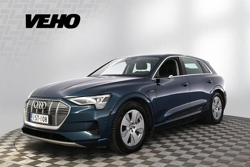 Sininen Käytetty 2020 Audi e-tron Advanced Plus Katumaasturi | 34 600 € (Perustarjous) - Kuva 1/4
