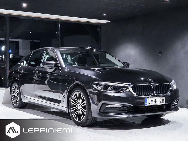 Käytetty 2018 BMW 530e iPerformance Sedan | 18 880 € - Kuva 1/4