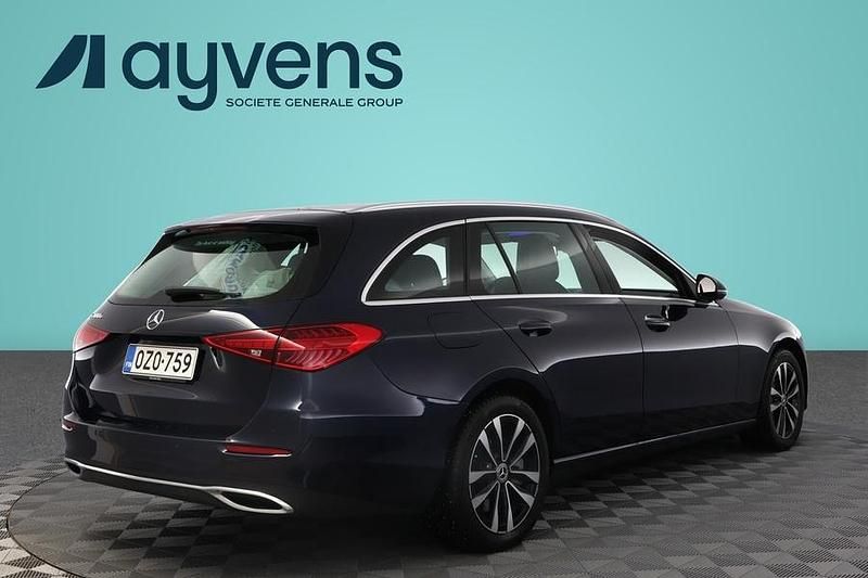 Käytetty Mercedes C300e Business 204 HP (150 kW) 2023 Sininen Farmari