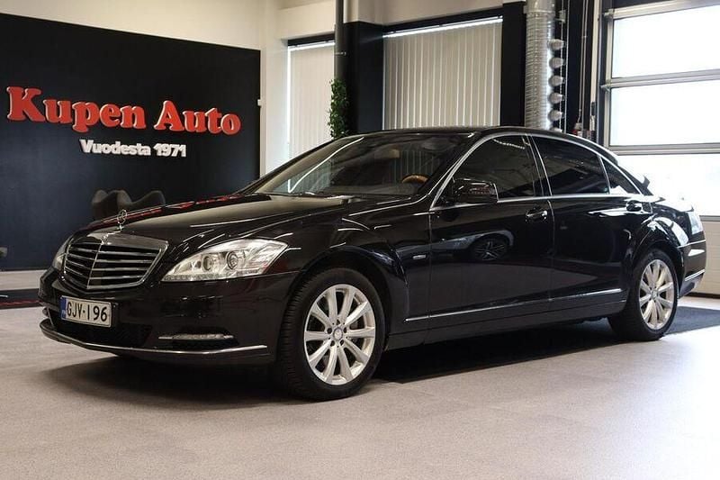 Käytetty Mercedes S350 Business 258 HP (189 kW) 2011 Sedan