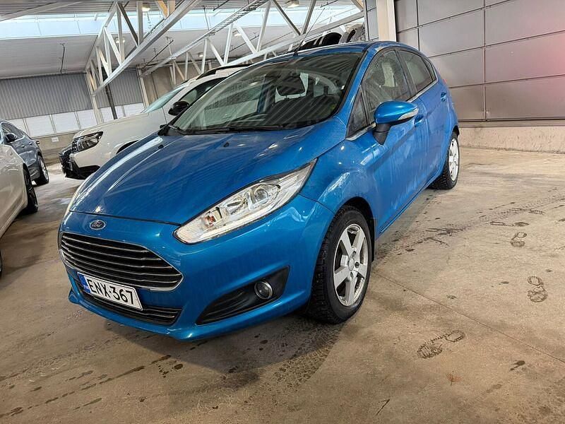 Käytetty Ford Fiesta Titanium 80 HP (58 kW) 2016 Viistoperä