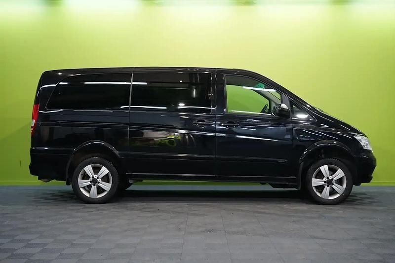 Käytetty Mercedes Viano 163 HP (119 kW) 2011 Musta Tila-auto