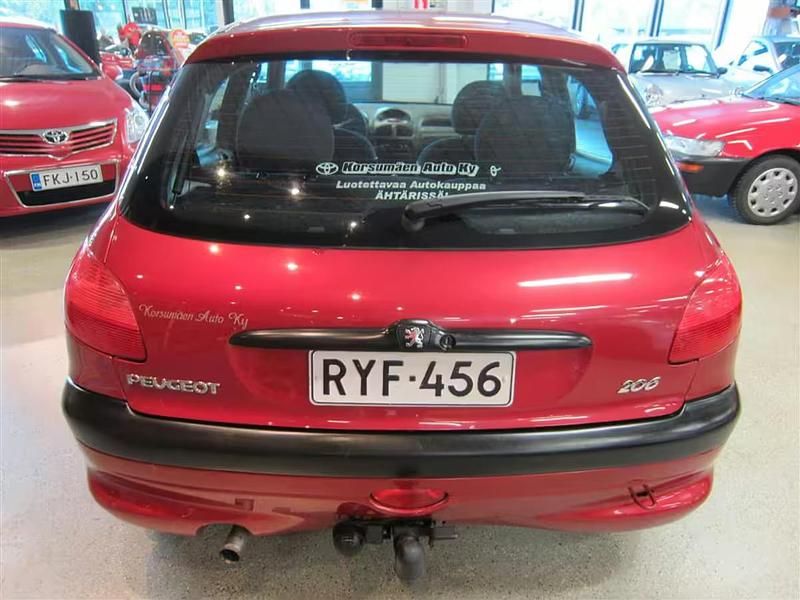 Käytetty Peugeot 206 69 HP (50 kW) 2000 Punainen Viistoperä