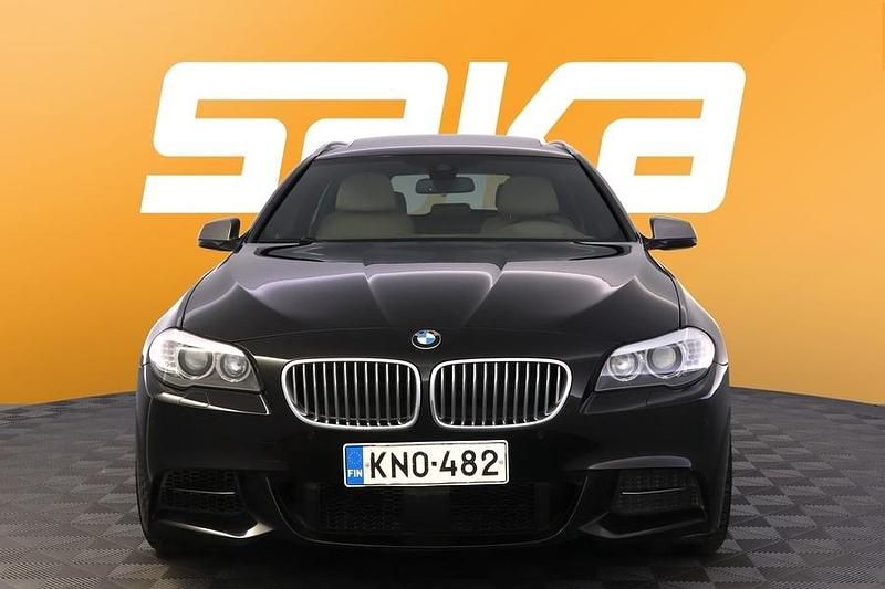 Käytetty BMW M550 381 HP (280 kW) 2012 Sedan